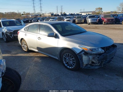 TOYOTA AVALON HYBRID 2016