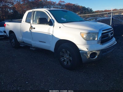 TOYOTA TUNDRA 2011