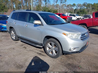 TOYOTA HIGHLANDER 2013