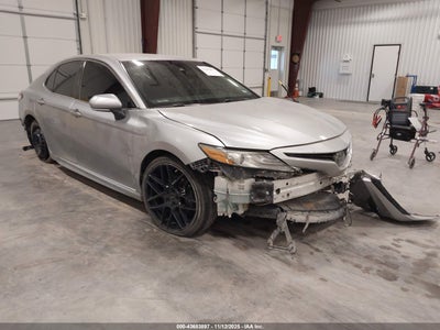 TOYOTA CAMRY 2018