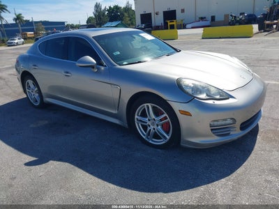 PORSCHE PANAMERA 2011