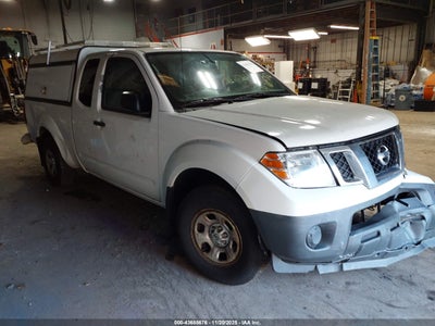 NISSAN FRONTIER 2017