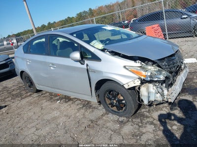 TOYOTA PRIUS 2014