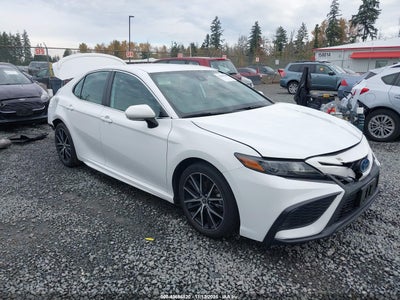 TOYOTA CAMRY 2022