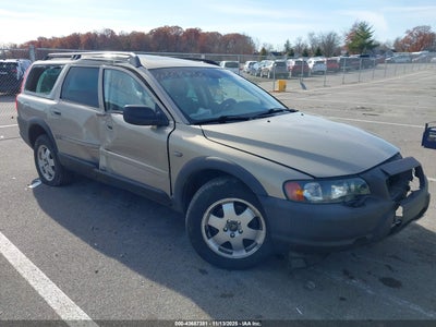 VOLVO XC70 2004