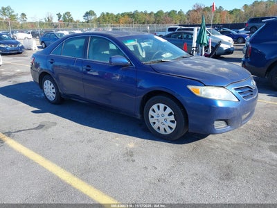 TOYOTA CAMRY 2011