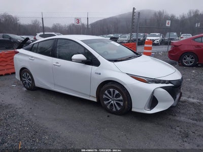 TOYOTA PRIUS PRIME 2022
