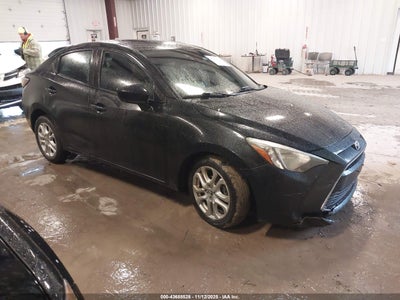 TOYOTA YARIS IA 2017