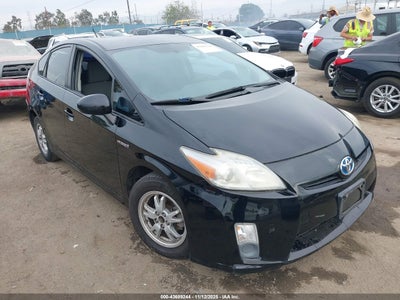 TOYOTA PRIUS 2011