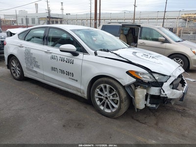 FORD FUSION HYBRID 2017