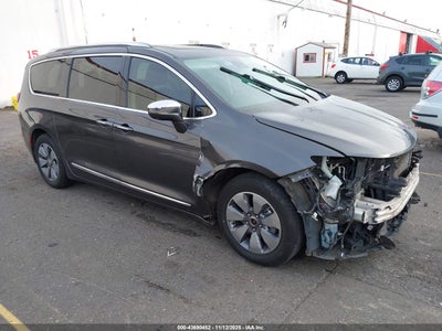 CHRYSLER PACIFICA HYBRID 2019