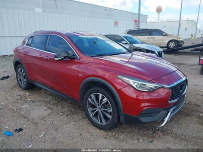 INFINITI QX30 2018