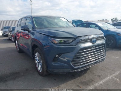 TOYOTA GRAND HIGHLANDER 2024