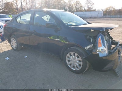 NISSAN VERSA 2017