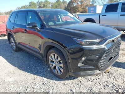 TOYOTA GRAND HIGHLANDER 2024