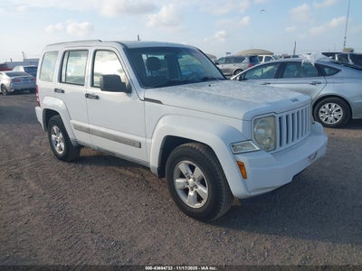 JEEP LIBERTY 2011