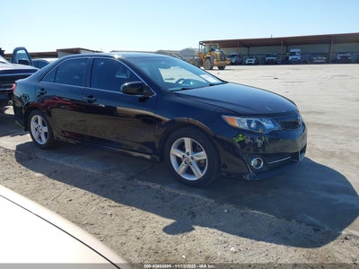 TOYOTA CAMRY 2013