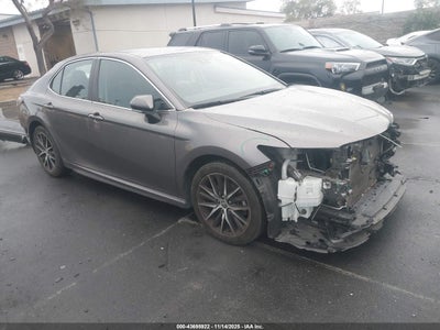 TOYOTA CAMRY 2022