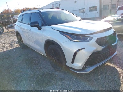TOYOTA HIGHLANDER 2023