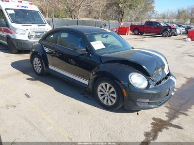VOLKSWAGEN BEETLE 2014