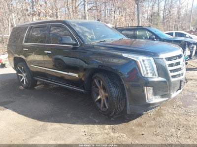 CADILLAC ESCALADE 2015