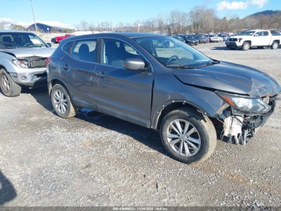 NISSAN ROGUE SPORT 2017