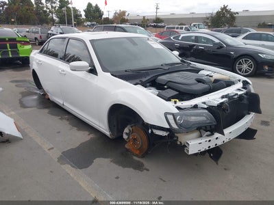 CHRYSLER 300 2022