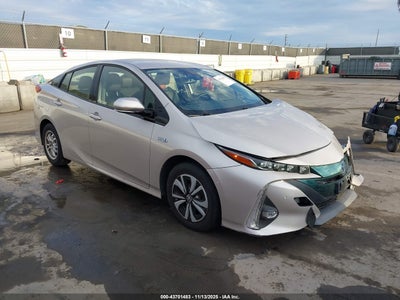 TOYOTA PRIUS PRIME 2019