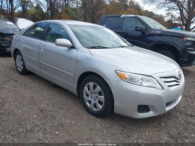 TOYOTA CAMRY 2010