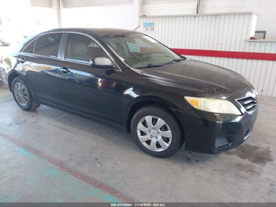TOYOTA CAMRY 2011
