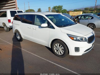 KIA SEDONA 2016