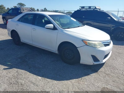 TOYOTA CAMRY 2012