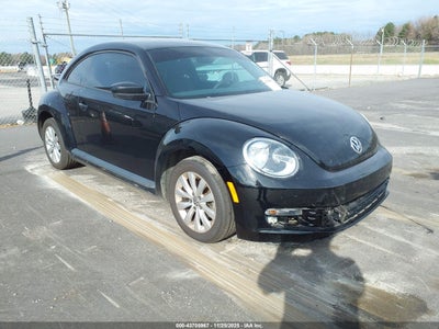VOLKSWAGEN BEETLE 2014