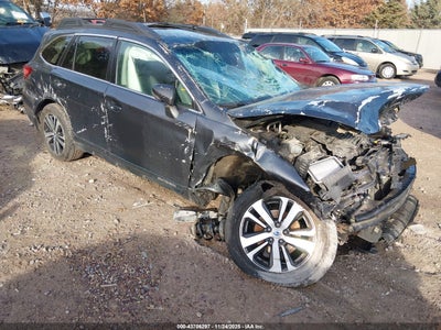 SUBARU OUTBACK 2018