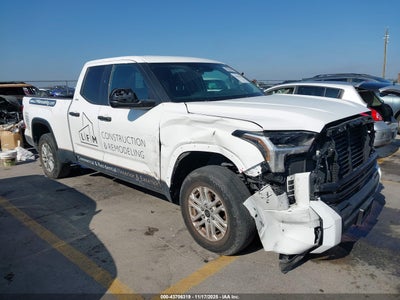 TOYOTA TUNDRA 2023