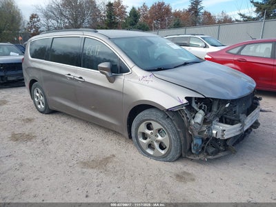 CHRYSLER PACIFICA HYBRID 2017