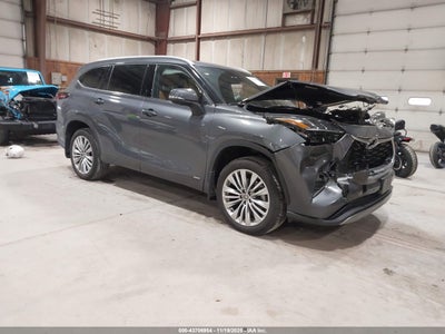 TOYOTA HIGHLANDER HYBRID 2025