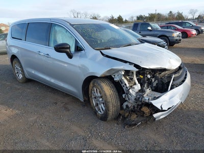 CHRYSLER VOYAGER 2024