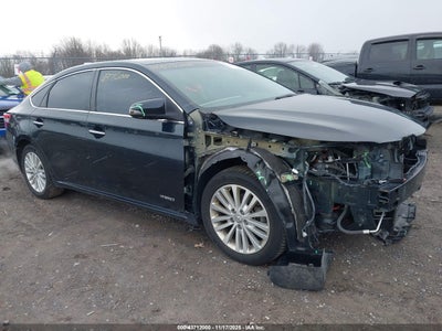 TOYOTA AVALON HYBRID 2015