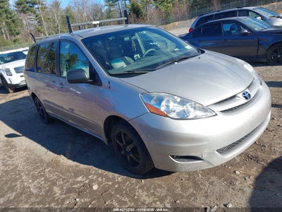 TOYOTA SIENNA 2008