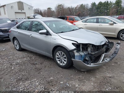 TOYOTA CAMRY HYBRID 2015