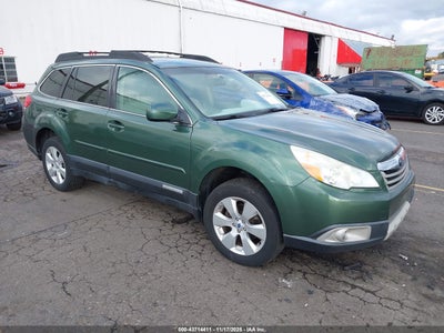 SUBARU OUTBACK 2011