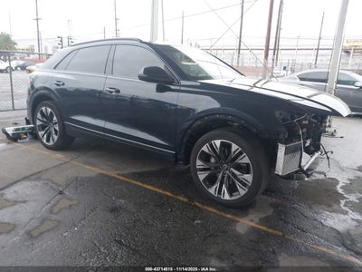 AUDI Q8 2025