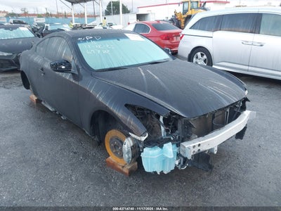 INFINITI G37 2012