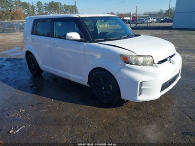 SCION XB 2012
