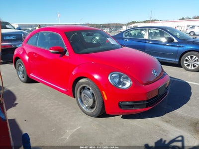 VOLKSWAGEN BEETLE 2013