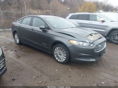 FORD FUSION HYBRID 2016