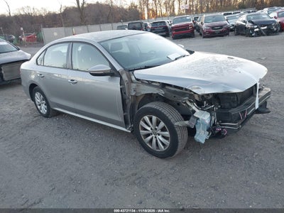 VOLKSWAGEN PASSAT 2012