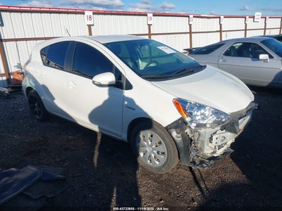 TOYOTA PRIUS C 2014
