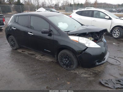 NISSAN LEAF 2015